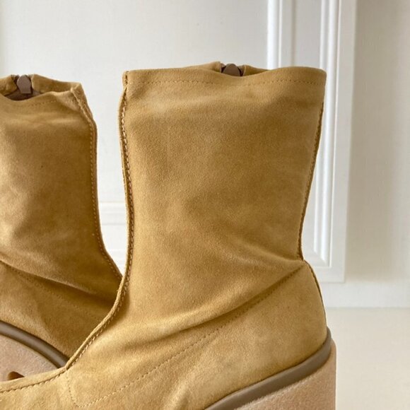 NWOT Free People Gigi Beige Suede Heeled Ankle Boots Sz 36.5 - Picture 4 of 9